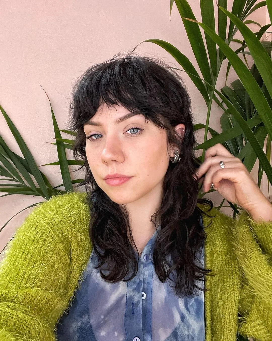 SHAG HAIRCUT 101. THE ULTIMATE GUIDE TO AN ICONIC 70S SILHOUETTE